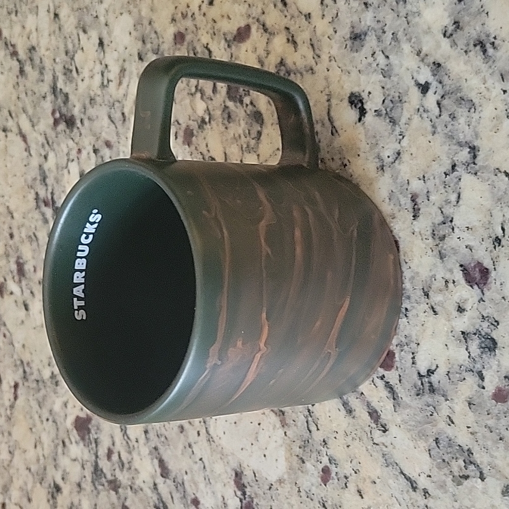2 for 1 Starbucks mugs - Picture 1 of 4